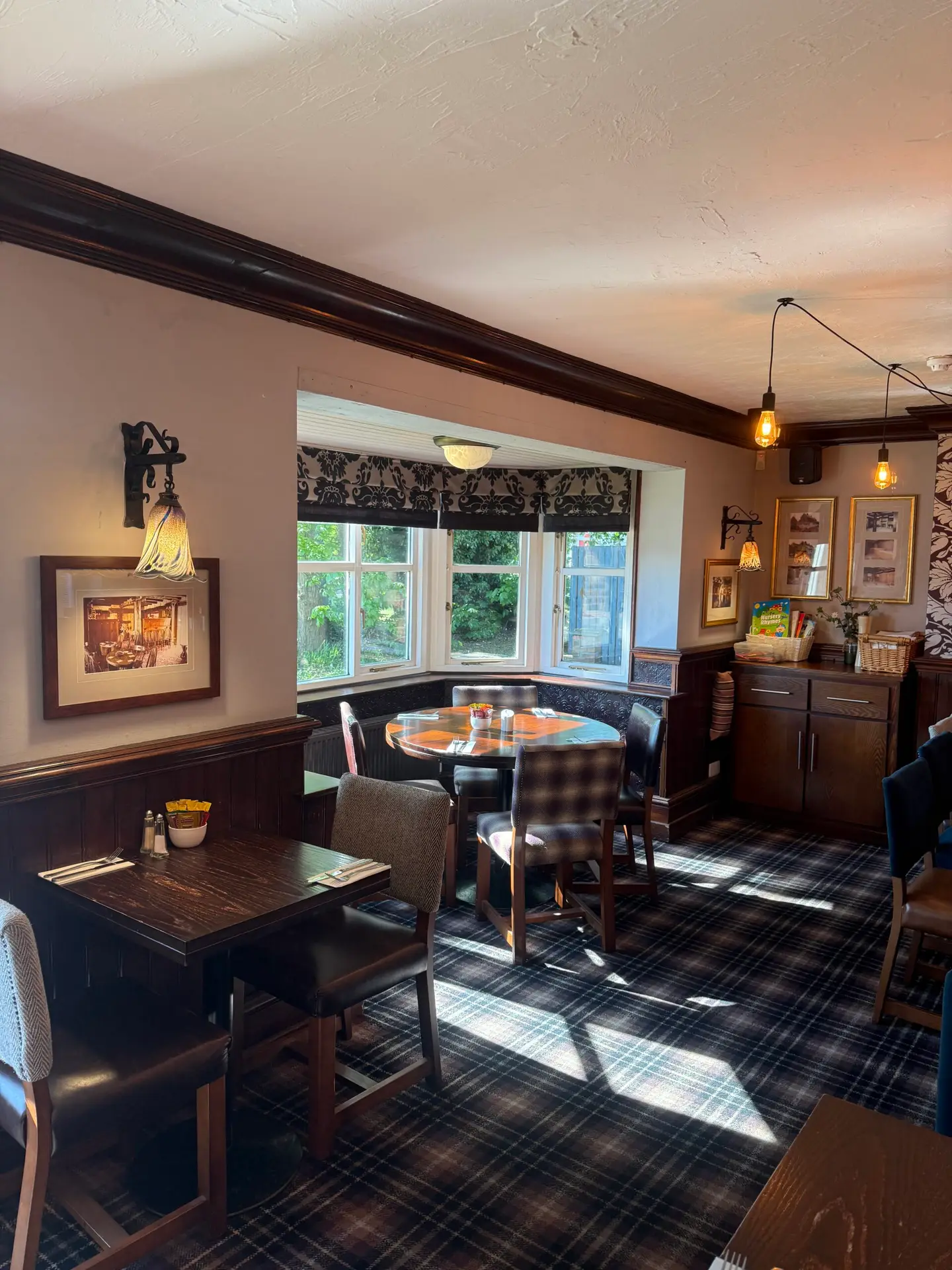 The dining room at The Gamekeeper Scotter